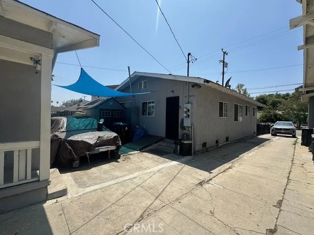 2132 Lincoln Park Avenue, Lincoln Heights, California 90031 home-pic-3